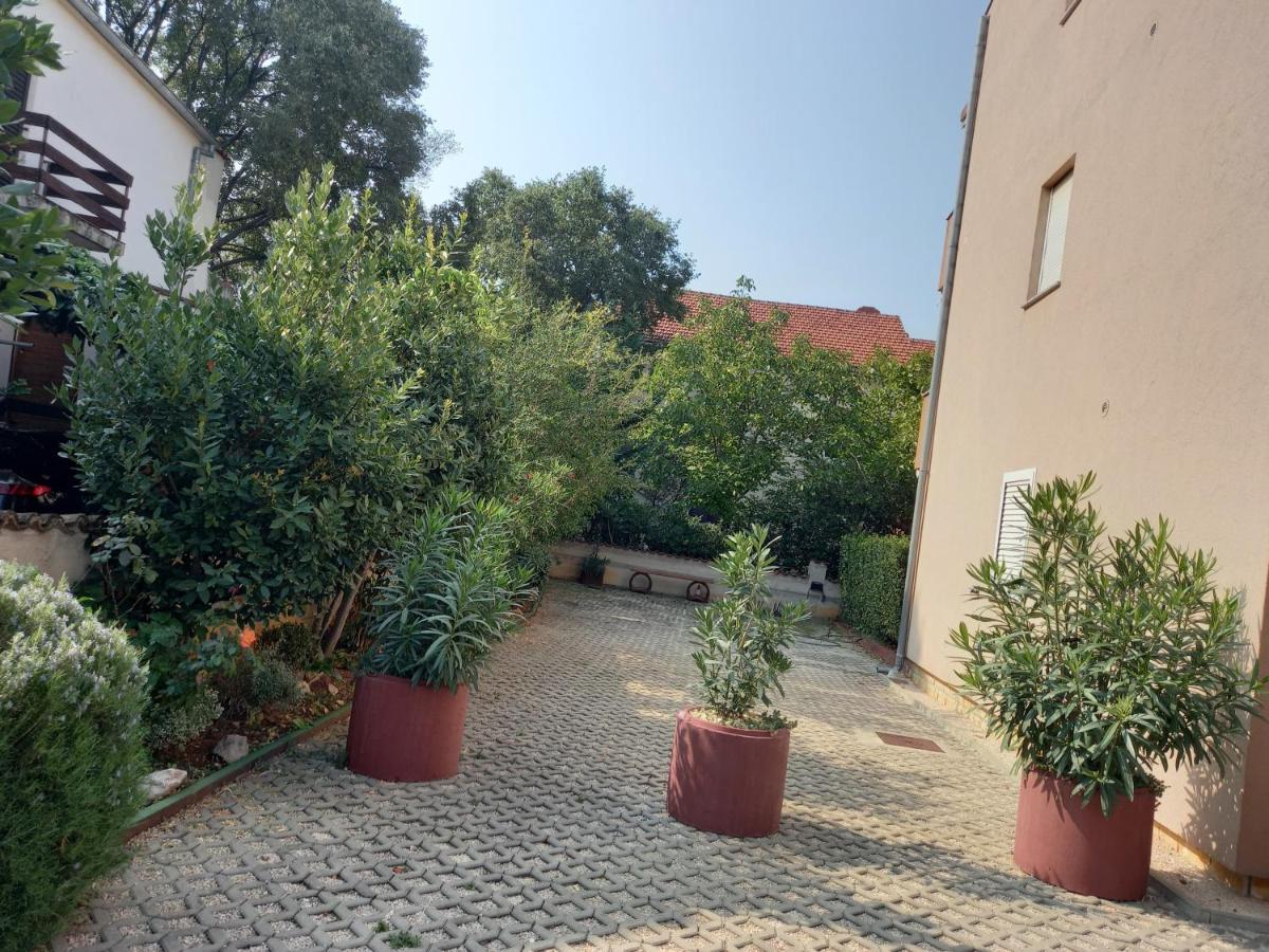 Apartman Silva Biograd na Moru Kültér fotó